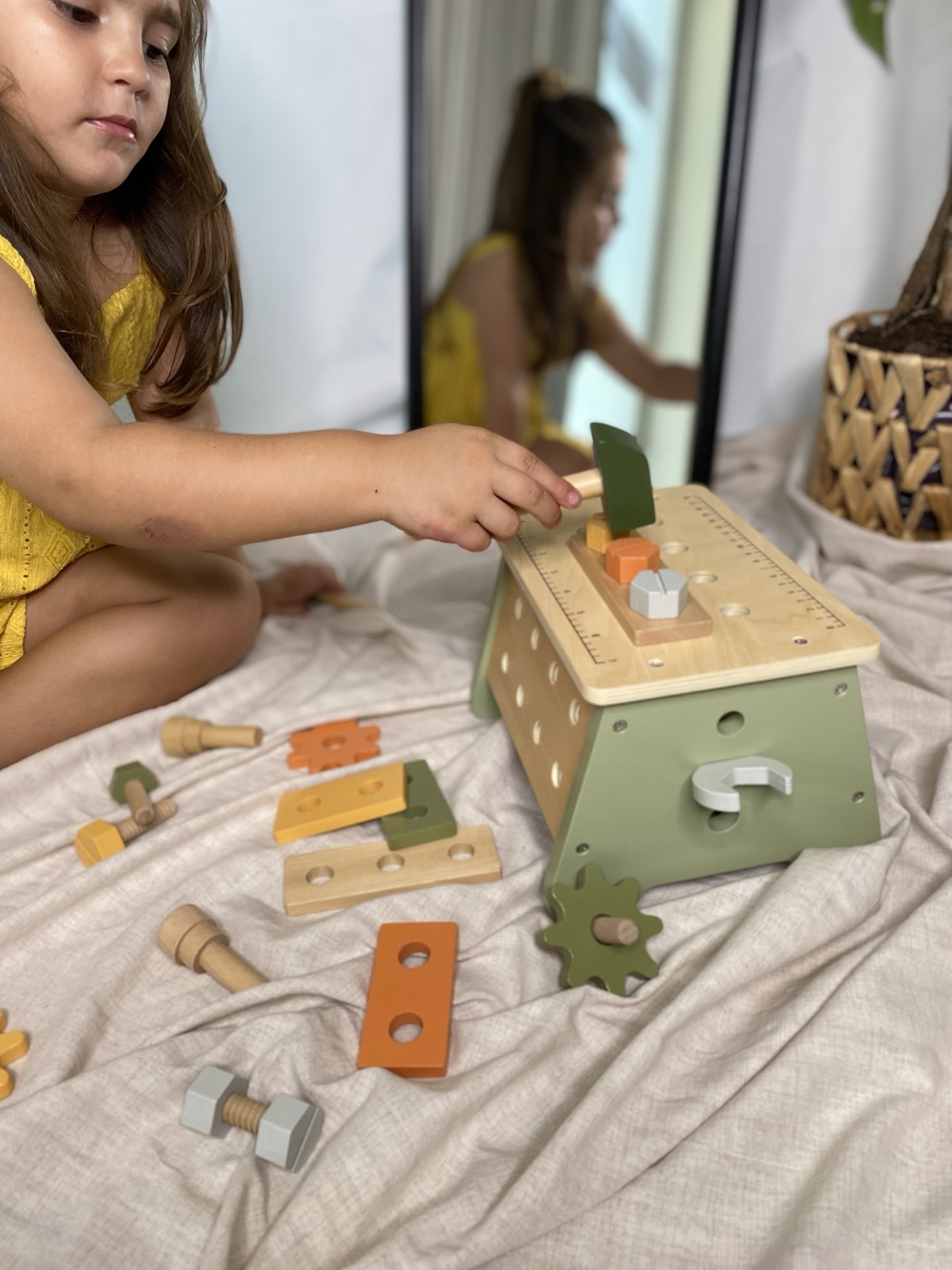 εκπαιδευτικος ξυλινος παγκος μαραγκου με εργαλεια για παιδια